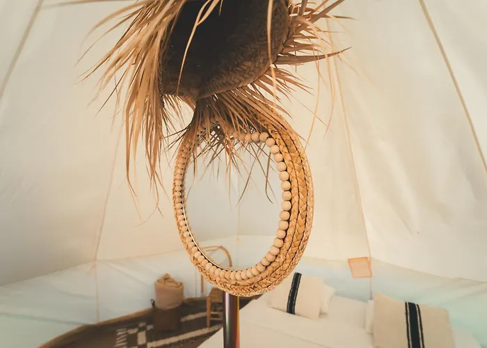 Holacamp مكان تخييم البوفيرا