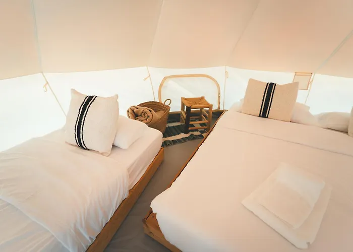 مكان تخييم Holacamp