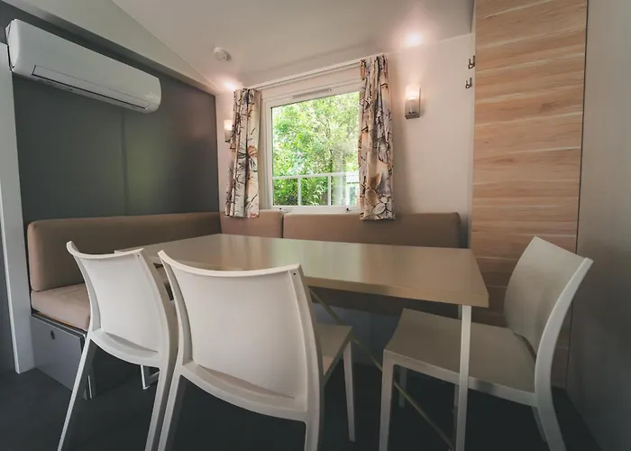 مكان تخييم Holacamp البوفيرا