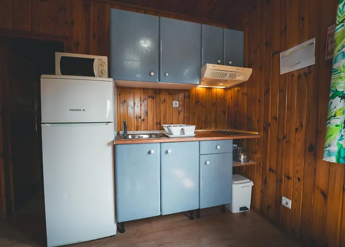 Holacamp مكان تخييم البوفيرا