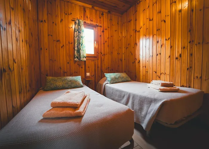 Holacamp مكان تخييم *